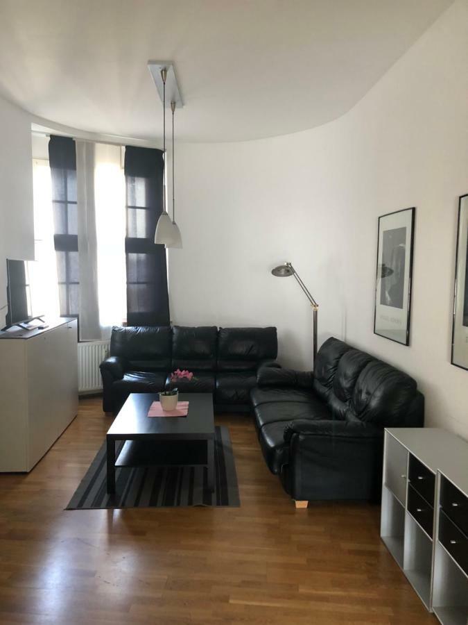 Ferienwohnung Mitten In Wiesbaden Ngoại thất bức ảnh
