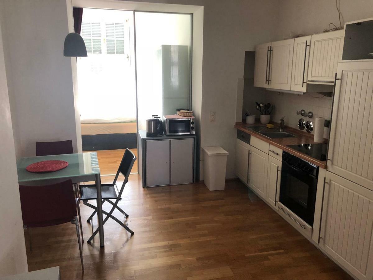 Ferienwohnung Mitten In Wiesbaden Ngoại thất bức ảnh